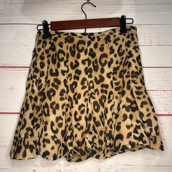 Vici Leopard Ruffle Hem Mini Skirt Small - Picture 1 of 6